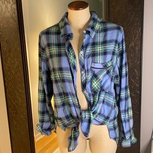 Aerie light flannel plaid long sleeve button up shirt